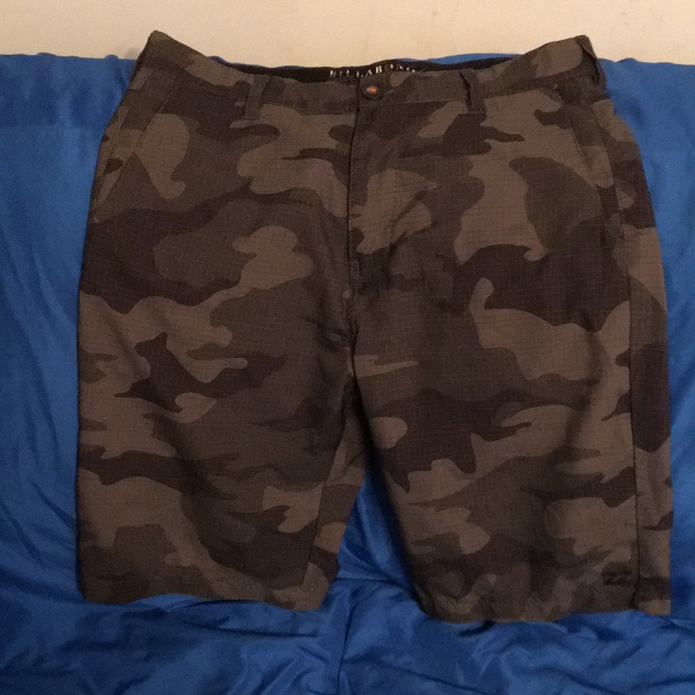 Billabong Cargo Shorts Green and Brown
